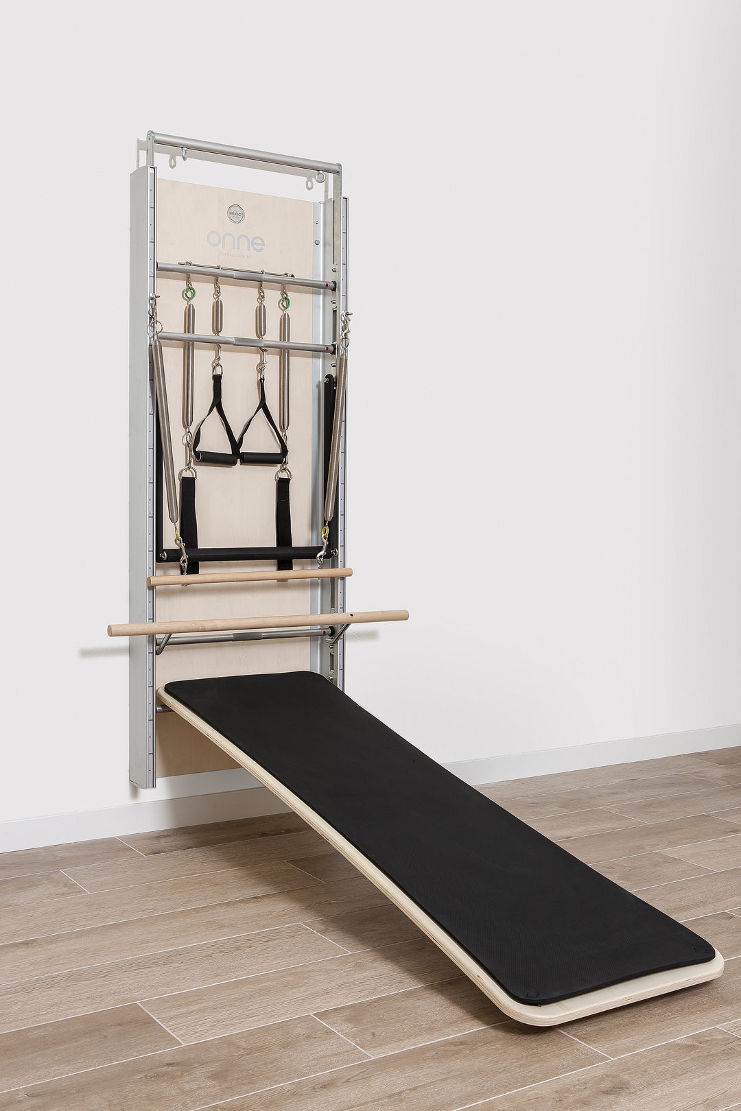 Wall Board Onne